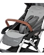 1232712110_2019_maxicosi_stroller_travelsystem_laika_grey_nomadgrey_designfinition_3qrt