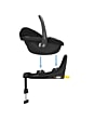 8440104110_2024_usp2_maxicosi_carseat_babycarseat_pebbles_black_tonalblack_clickandgoinstallation_side
